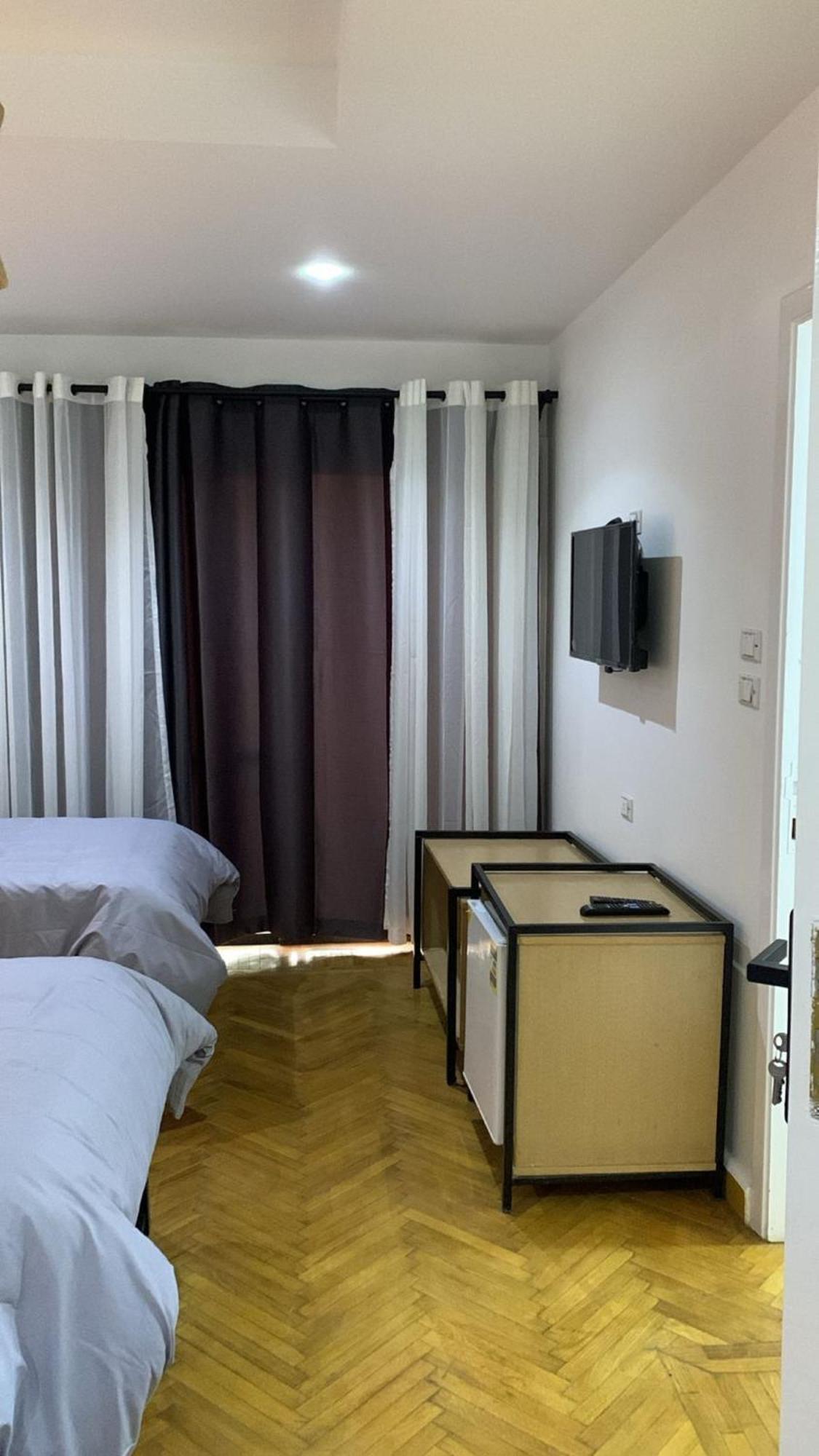 Pyramids Nights Hostel Kafrat al Jabal Ngoại thất bức ảnh